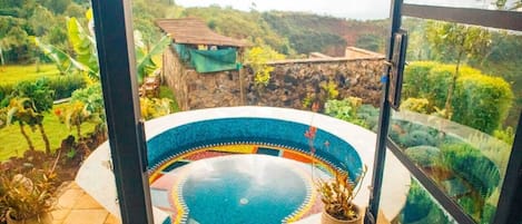 Casa de campo de lujo, balcón, vistas a la montaña | Vistas desde la habitación