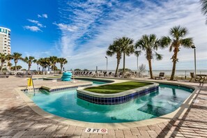 Piscine couverte, piscine chauffée