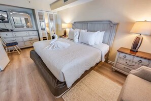 1 slaapkamer, een strijkplank/strijkijzer, gratis wifi, beddengoed