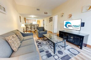 Smart TV, offices - Contemporary 2BR Beach Colony Resort, Pools, View (Myrtle Beach)