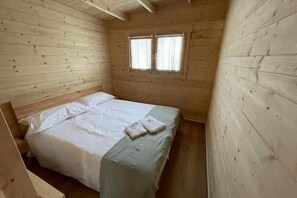 4 Schlafzimmer, Bügeleisen/Bügelbrett, WLAN, Bettwäsche