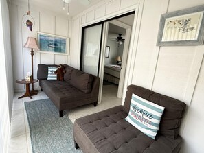 Smart TV - Sunburst Escape w/ Heated Pool, Dock & Beach (Englewood)