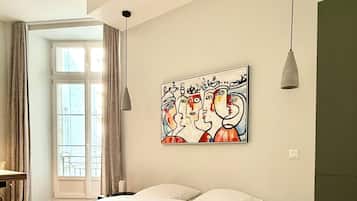 1 soverom, strykejern/-brett, internettilgang og sengetøy