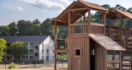 CB 965-104 Modern Fayetteville Charm