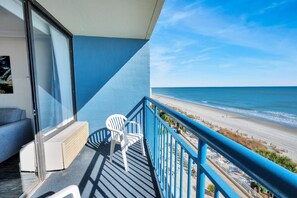 Property grounds - New Oceanfront 1BR with  Heated Pools, Coral Beach (Myrtle Beach)