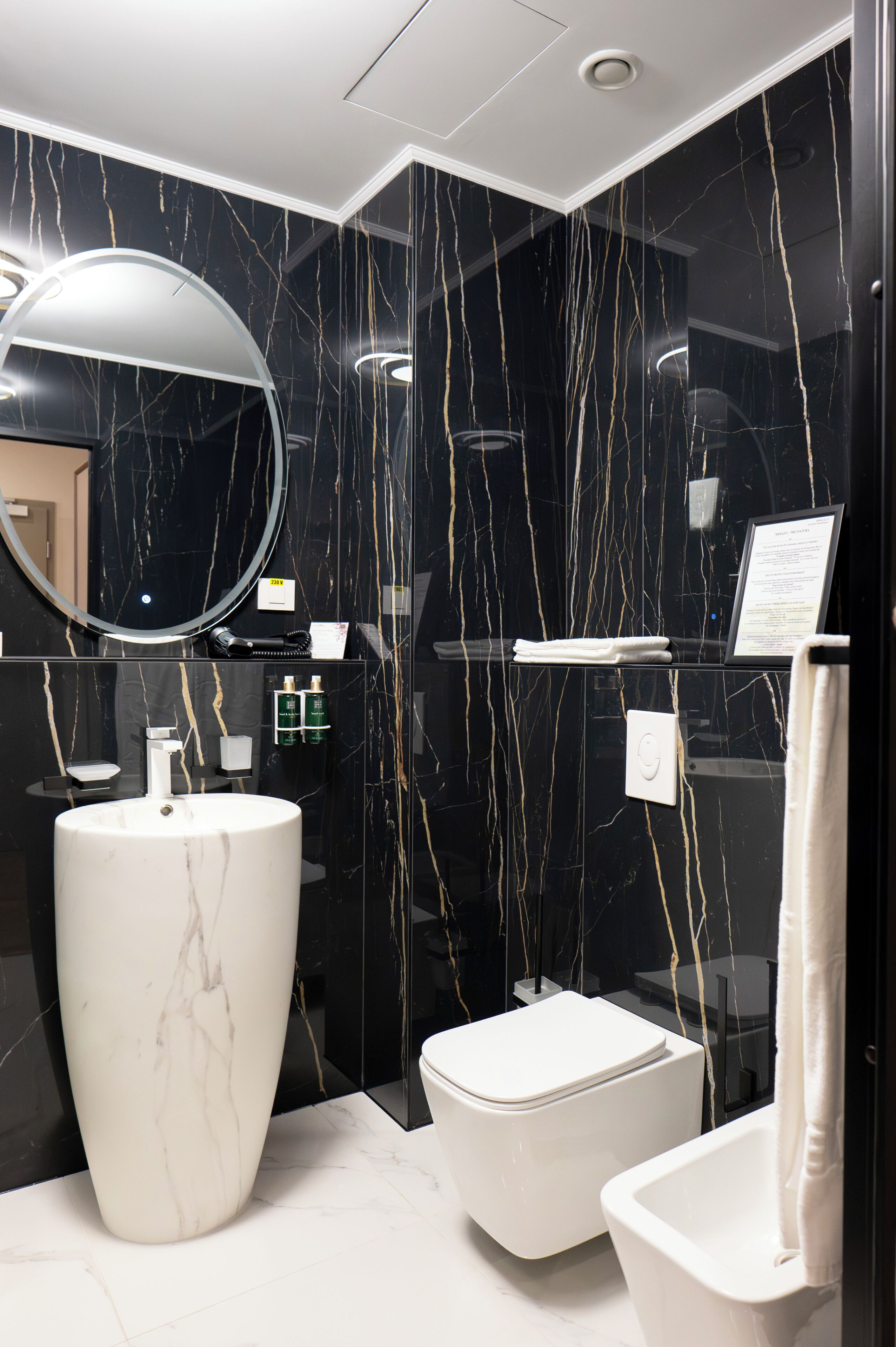 Photo - Le Blanc Cotroceni Hotel