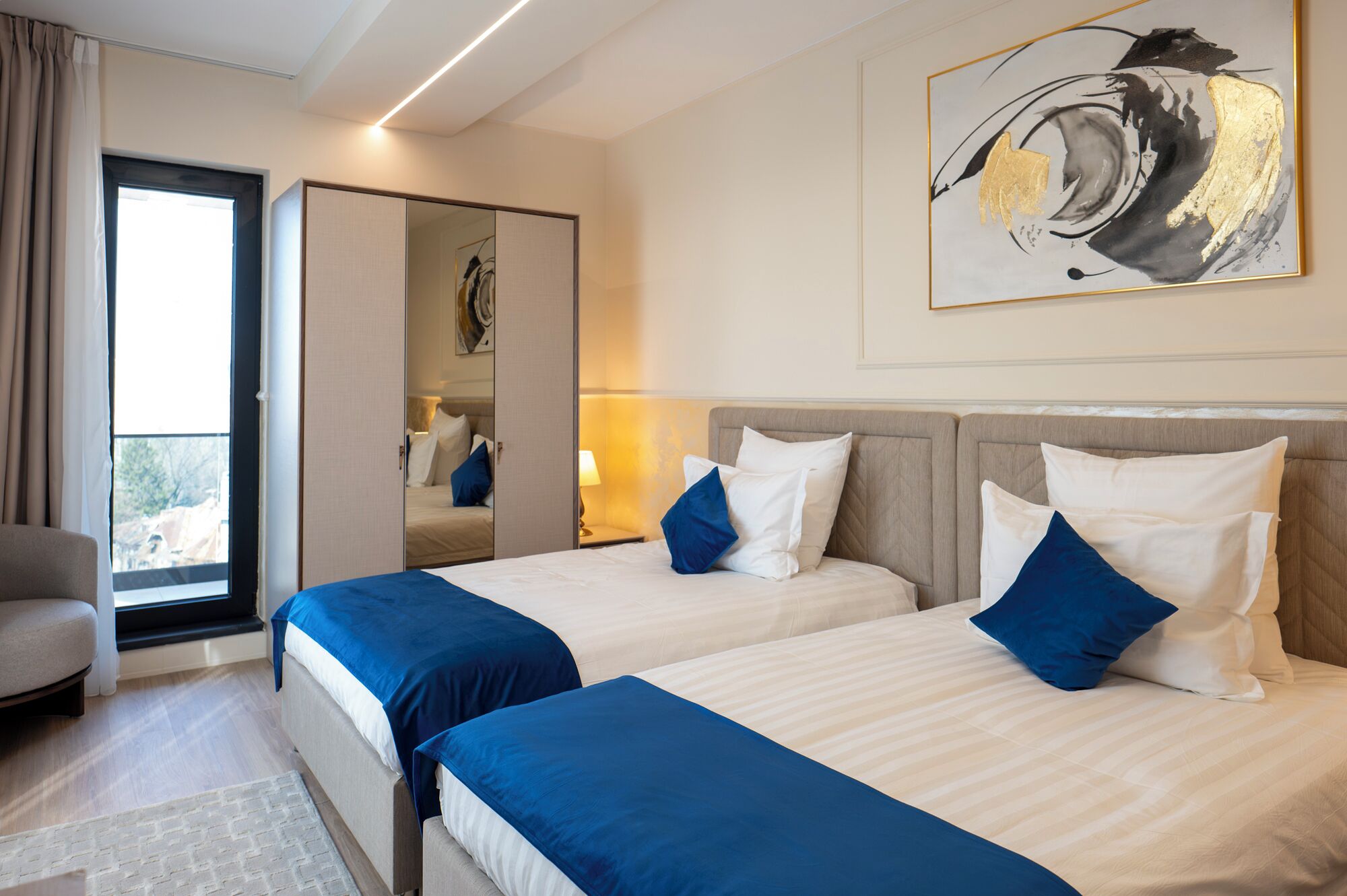 Superior Twin Room, Balcony, City View | Egyptian cotton sheets, premium bedding, in-room safe, desk