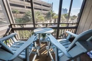 Property grounds - 2BR Mariners Cove | Pool|Steps to Beach|Low Floor! (Myrtle Beach)