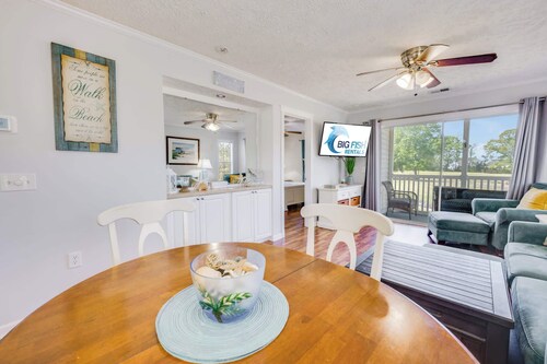 NEW! Large 2BR| River Oaks Golf | Pools | Hot Tubs