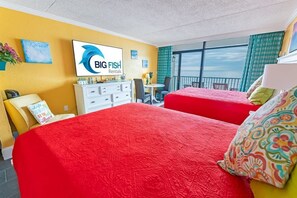 1 bedroom, iron/ironing board, WiFi, bed sheets - Direct Ocean Front - Beautifully Decorated Studio! (Myrtle Beach)