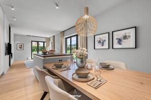 Dining - Seaside Suite – Terrace, Quooker, Infrared Shower, Ethanol Fireplace (List auf Sylt)