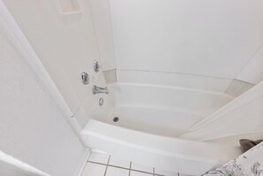 Luokittelematon kuva, 5 kautta 14, painike