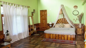 7 chambres, fer et planche à repasser, Wi-Fi, draps fournis