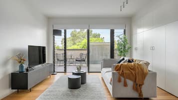 Apartment, 1 Bedroom | Living area