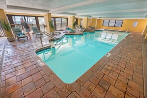 Piscina coberta i piscina climatitzada