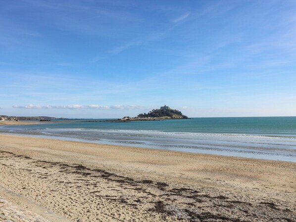 Beach nearby - The Haven (Marazion)