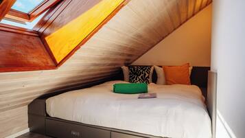 2 soveværelser, strygejern/strygebræt, weekendseng