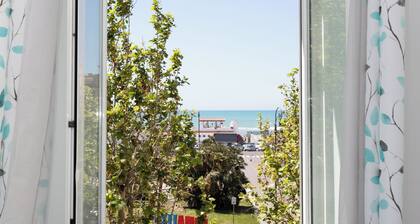 COZY APARTMENT WITH SEA VIEW
