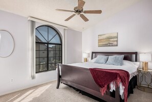 2 soverom, strykejern/-brett, wi-fi (inkludert) og sengetøy