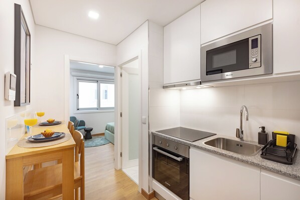 Estudio urbano, 1 cama matrimonial, para no fumadores | Cocineta privada