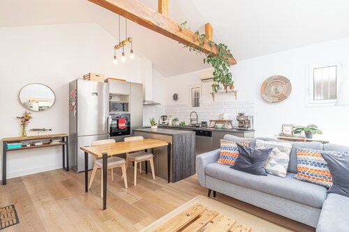 Enjoy the simplicity of this quiet, centrally located accommodation