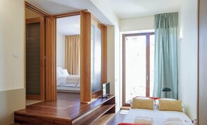 1 habitación, tabla de planchar con plancha, wifi gratis y ropa de cama 