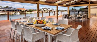 Waterfront Canal Escape with Private Jetty