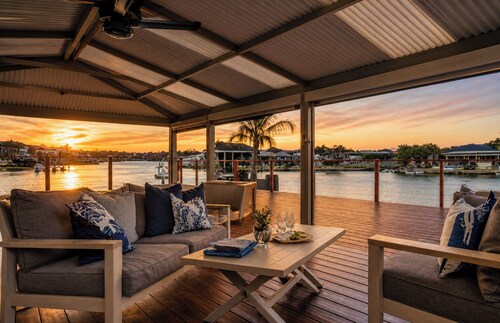 Waterfront Canal Escape with Private Jetty