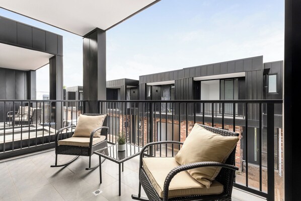 Apartment, 2 Schlafzimmer, Balkon | Balkon
