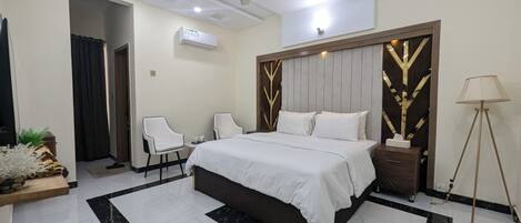 3 Schlafzimmer, Bügeleisen/Bügelbrett, WLAN, Bettwäsche