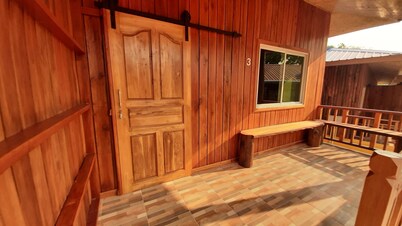 Simple & Comfortable resort for seniors and family travelers