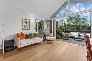 Fireplace, books, offices