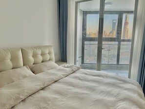 Superior Apartment, Canal View | 3 bedrooms, soundproofing, free cribs/infant beds, free WiFi