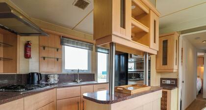 Beatrice's Static Caravan