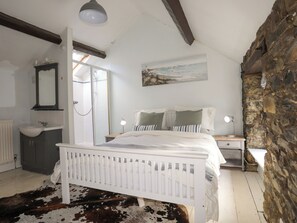 3 bedrooms, individually decorated, individually furnished, free WiFi - Riverwash Cottage (Penmaenmawr)