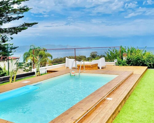 Villa Panorama del Golfo – Entspannung mit Atemberaubender Aussicht