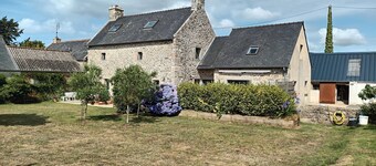 2 Bedrooms Private floor SDE and Wc