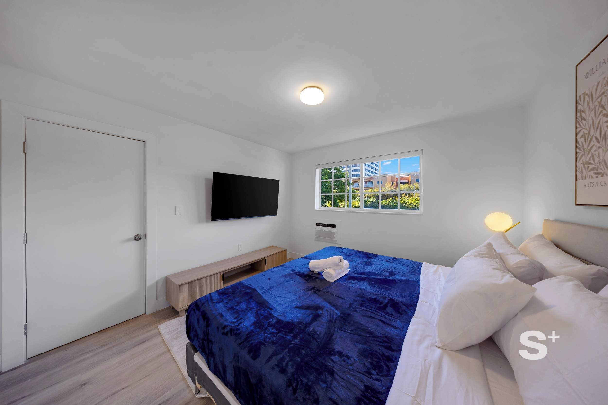 1 多间卧室、熨斗/熨衣板、WiFi、床单