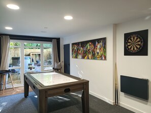 Cottage | Games room