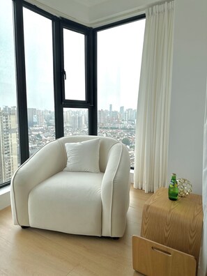Apartment, City View | 2 bedrooms, free cribs/infant beds, free WiFi, bed sheets - Zhome-Riverside Garden 2-Near the Bund (Shanghai)