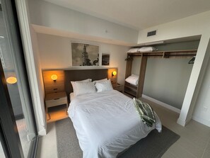 2 bedrooms, WiFi, bed sheets