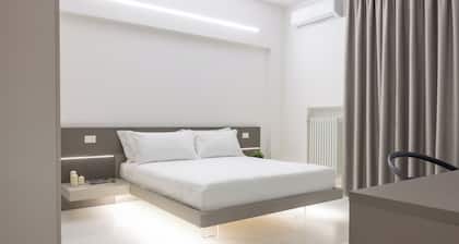 Excelsior Station Suite