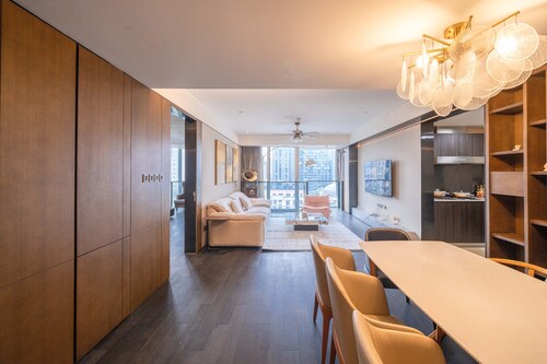 ZHome-Luxury Three bedroom Suite