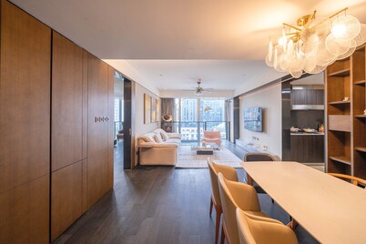 ZHome-Luxury Three bedroom Suite