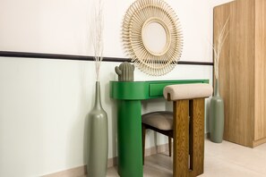 Basic Apartment | Interior