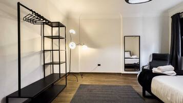 Basic Apartment | 2 bedrooms, iron/ironing board, bed sheets