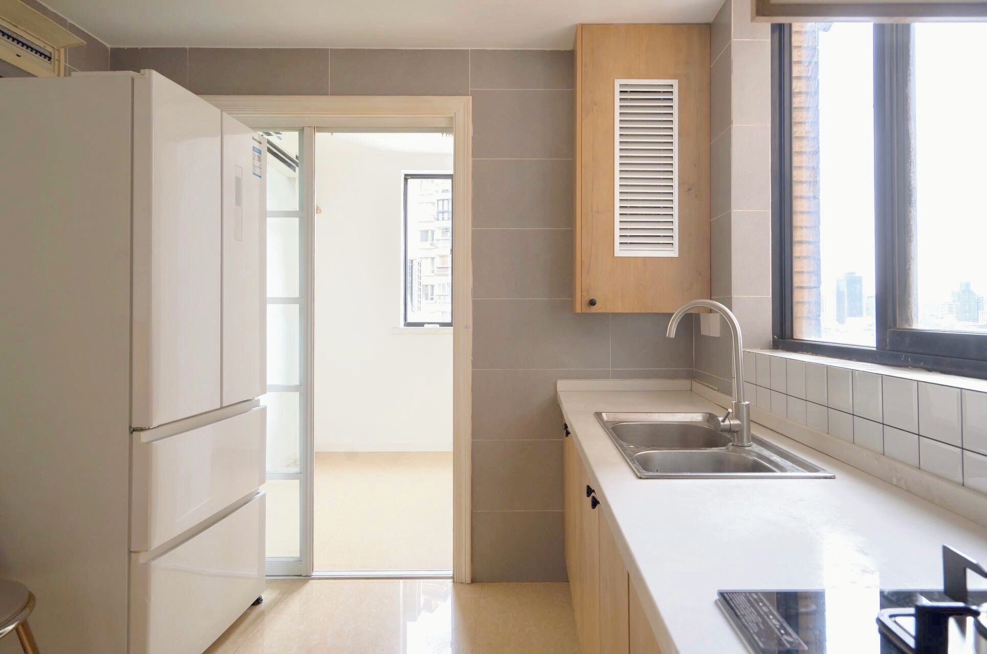 Superior Apartment, City View | Private kitchen