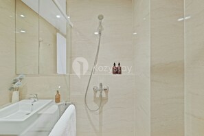 Bidet