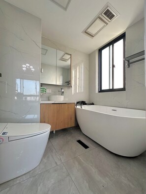 Apartment, City View | Bathroom - ZHome-Sun Garden-Amazing view (Shanghai)