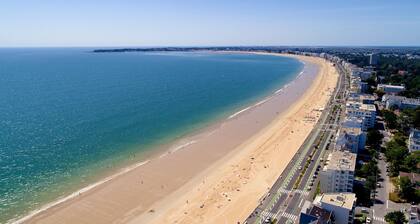 Apartment -450m from the beach- swimming pools